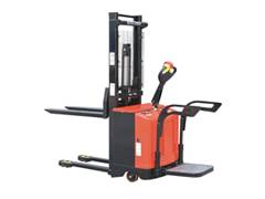 Самоходные штабелеры 